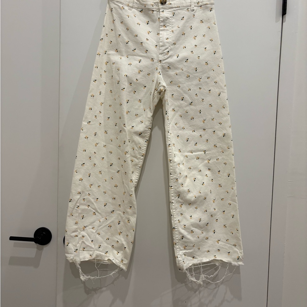 Stradivarius White Floral Print Wide Leg Distressed Jeans